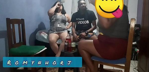  RESENHA NA CASA DA MINHA PRIMA  Sorayyaa CHEGUEI SEM SER CONVIDADO TODO MUNDO BEBENDO PUTARIA ROLOU VÍDEO COMPLETO NO RED